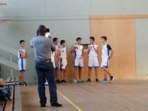 Premier match des U17M à Castanet